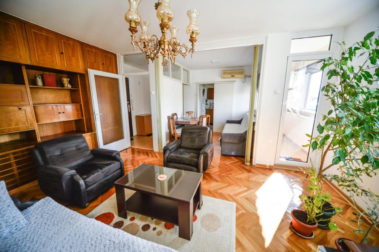Apartman Centar Lux Pirot Zewnętrze zdjęcie